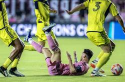 开云体育-包含梅西爆冷击败巴塞罗那，高光表现引爆全场！的词条