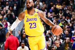 开云- 詹姆斯复出首战 